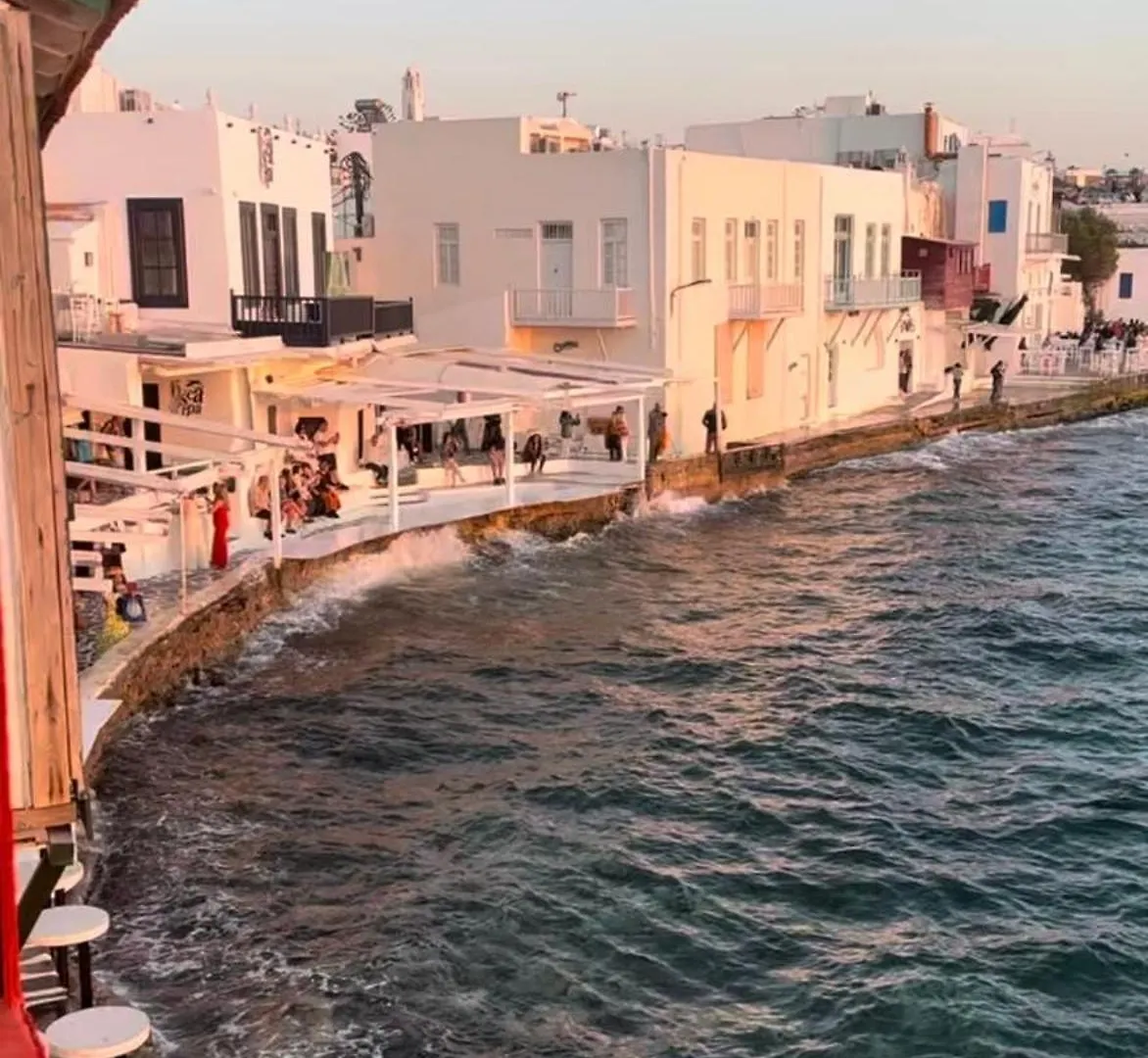 Little Venice Picturesque House Above The Waves Apartment Mykonos Town Greece