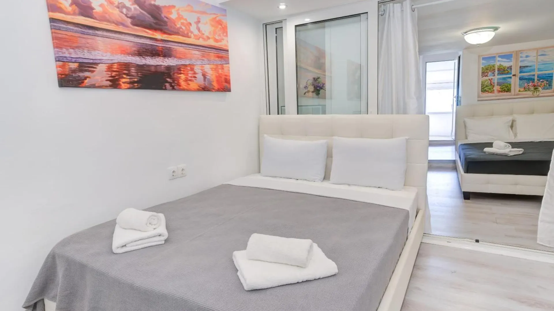 Little Venice Picturesque House Above The Waves Apartment Mykonos Town Greece